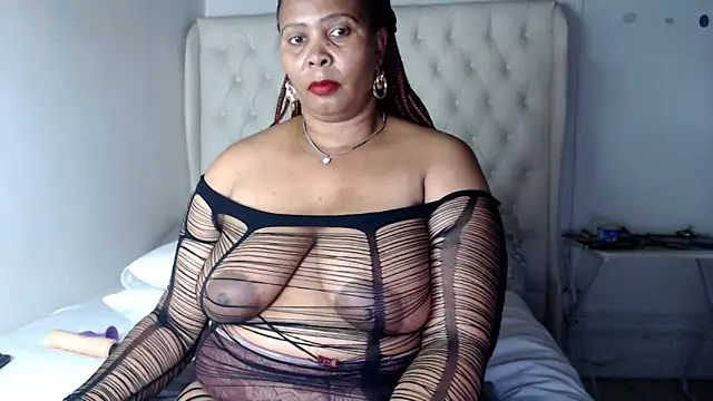 PlatnumBoobsX online show from April 2026 04:35:01 PM