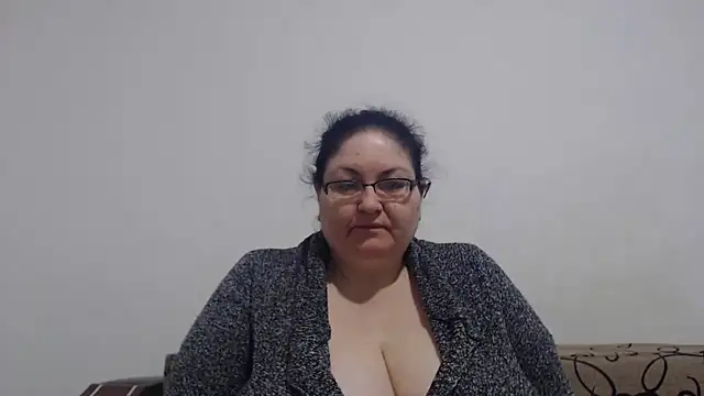 Snapshot of Nykyxo chatting on April 2026 03:35:01 AM Nykyxo online show from April 2026 03:35:01 AM