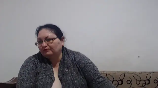 Nykyxo online show from April 2026 09:38:01 PM