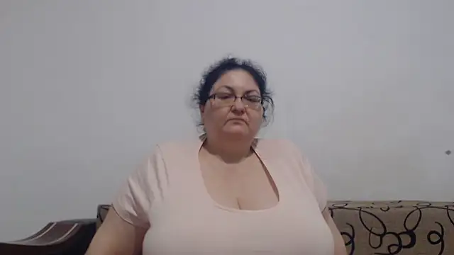 Nykyxo online show from June 2026 12:32:02 AM