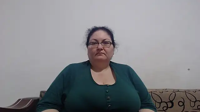 Nykyxo online show from April 2026 09:15:01 PM