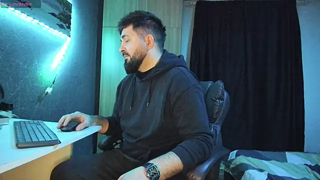 Snapshot of Eduu2322 chatting on February 2025 10:20:01 PM Eduu2322 online show from February 2025 10:20:01 PM