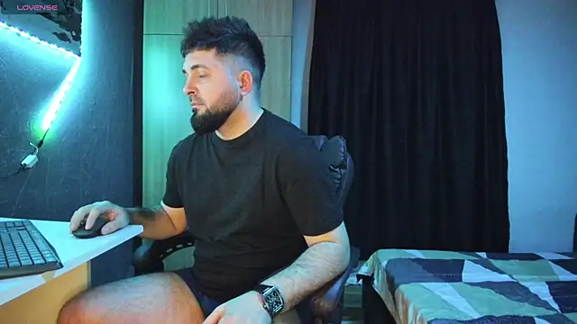 Snapshot of Eduu2322 chatting on February 2025 10:26:01 PM Eduu2322 online show from February 2025 10:26:01 PM