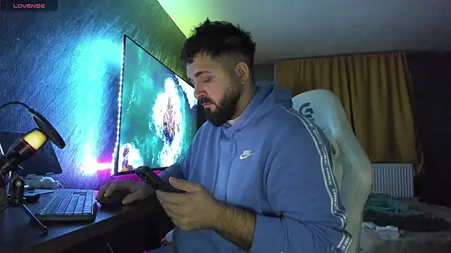 Eduu2322 online show from December 2025 09:37:03 PM