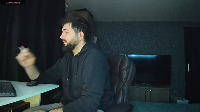 Snapshot of Eduu2322 chatting on January 2025 10:41:02 PM Eduu2322 online show from January 2025 10:41:02 PM