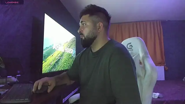 Snapshot of Eduu2322 chatting on November 2025 10:03:01 PM Eduu2322 online show from November 2025 10:03:01 PM