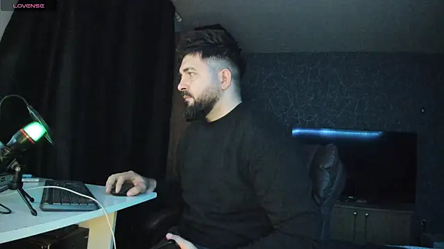 Snapshot of Eduu2322 chatting on January 2025 11:06:01 PM Eduu2322 online show from January 2025 11:06:01 PM