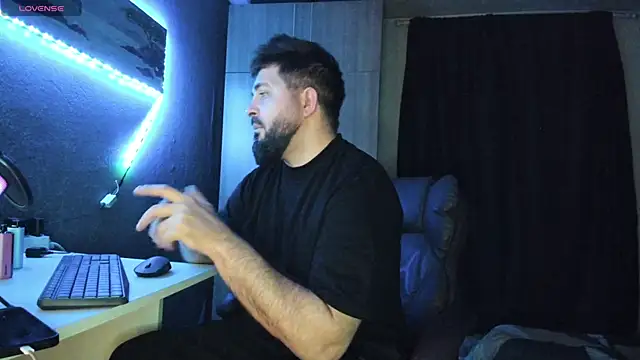 Snapshot of Eduu2322 chatting on March 2025 10:34:01 PM Eduu2322 online show from March 2025 10:34:01 PM