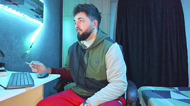 Snapshot of Eduu2322 chatting on February 2025 10:34:01 PM Eduu2322 online show from February 2025 10:34:01 PM