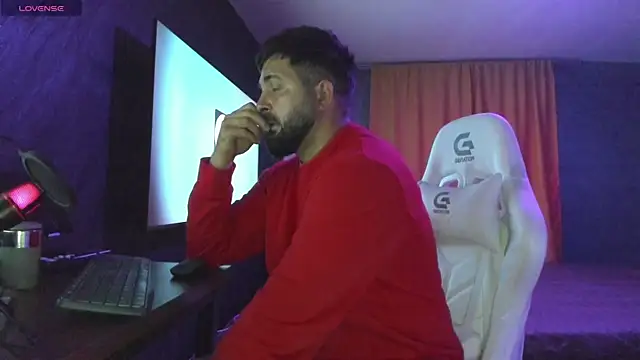 Snapshot of Eduu2322 chatting on October 2025 08:01:01 PM Eduu2322 online show from October 2025 08:01:01 PM