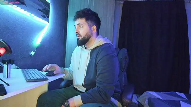 Snapshot of Eduu2322 chatting on February 2025 10:47:01 PM Eduu2322 online show from February 2025 10:47:01 PM