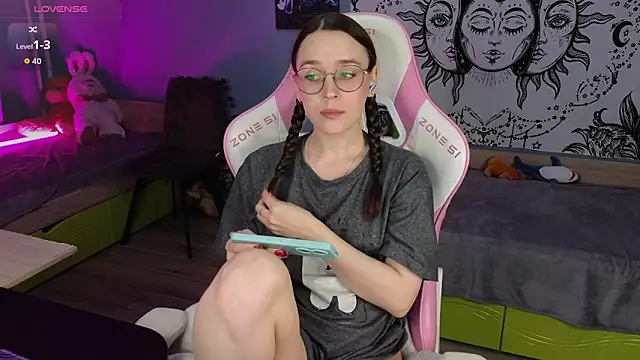 Sweet frosti online show from March 2026 03:32:01 AM