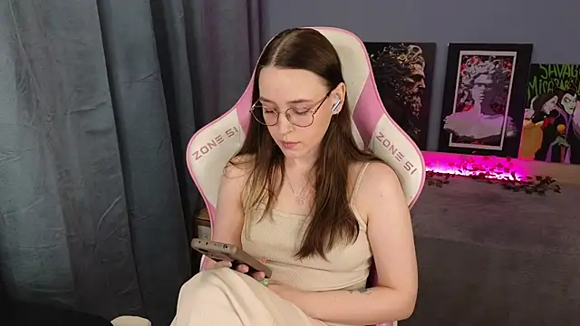Sweet frosti online show from May 2026 03:44:01 AM