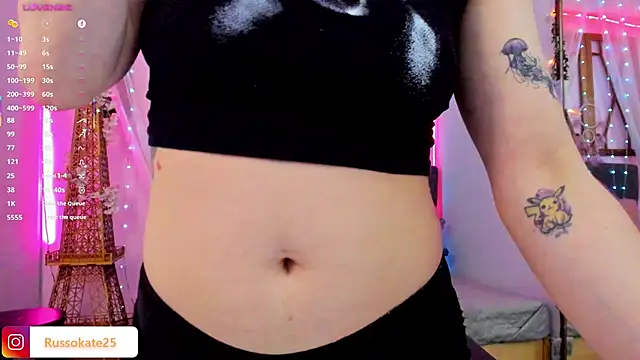 laura olssen online show from October 2025 12:38:02 PM