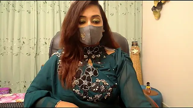 OH-Monica online show from October 2025 12:07:01 AM