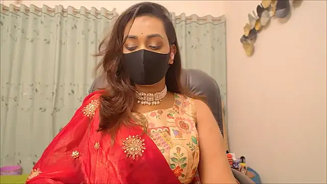 OH-Monica online show from November 2025 08:42:02 PM