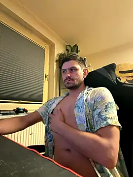 Shaiiboy online show from November 2025 01:33:01 AM