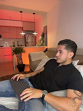 Chriskyle  online show from November 2025 12:44:02 AM