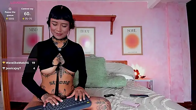 AliceBanks online show from April 2026 11:22:02 AM