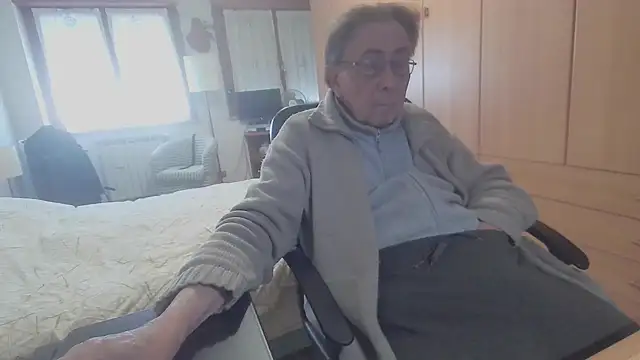 papillonhotofficial online show from March 2025 10:05:02 AM