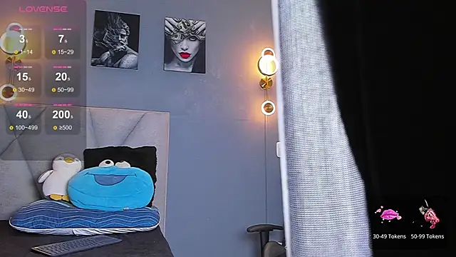 Adrian Torres  online show from October 2025 03:59:02 PM