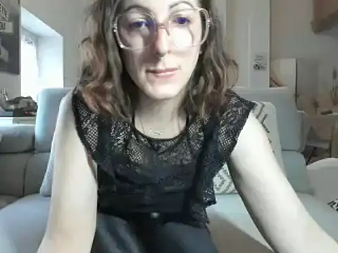 Snapshot of prunelle_sexy chatting on October 2025 06:17:02 AM prunelle sexy online show from October 2025 06:17:02 AM