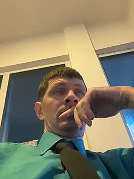 Juliano2289 online show from April 2026 01:45:02 PM