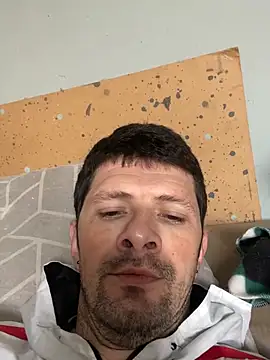 Juliano2289 online show from May 2026 02:46:02 PM