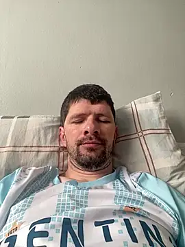 Juliano2289 online show from July 2026 01:41:02 PM