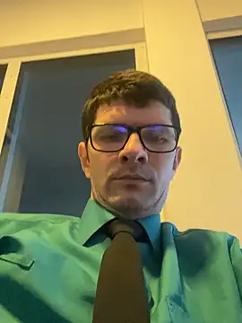Juliano2289 online show from May 2026 02:34:02 PM