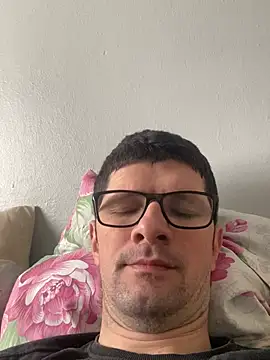 Juliano2289 online show from June 2026 02:04:01 PM