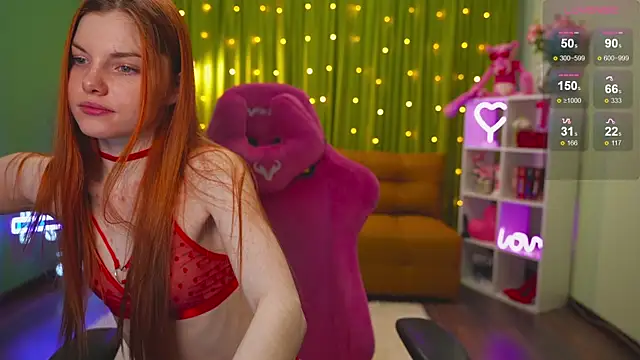 Snapshot of Katy__Ethereal chatting on February 2025 03:02:02 AM Katy Ethereal online show from February 2025 03:02:02 AM