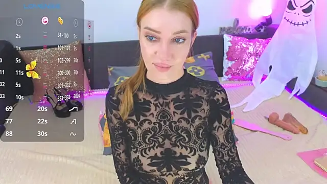 AlexaStoun online show from October 2025 10:03:02 AM