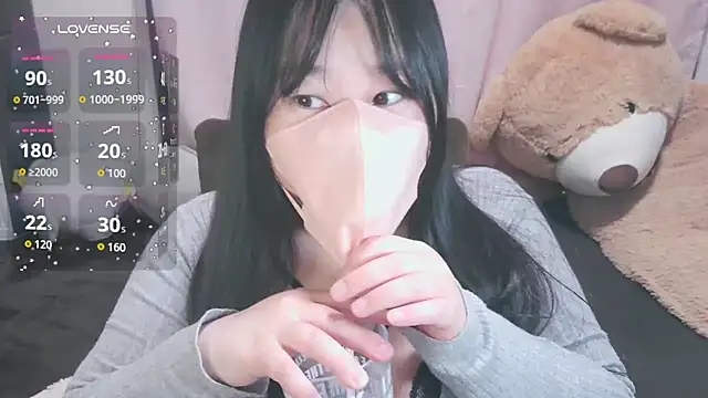 yuinyan3150 online show from May 2026 11:34:02 PM