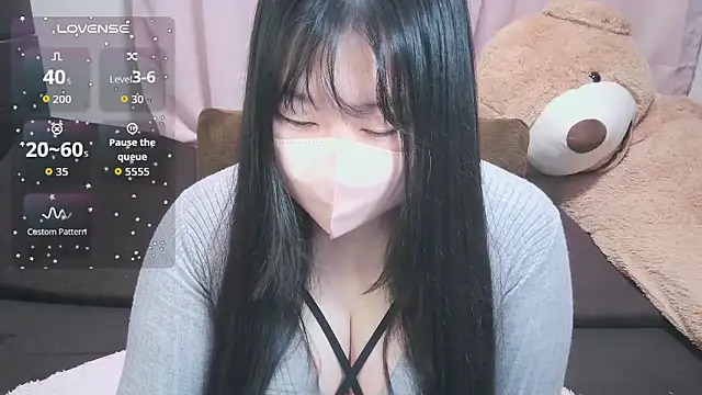 yuinyan3150 online show from March 2026 03:36:02 PM