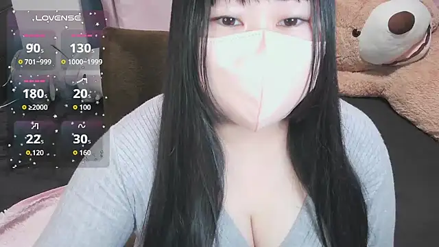 yuinyan3150 online show from December 2025 10:39:02 AM