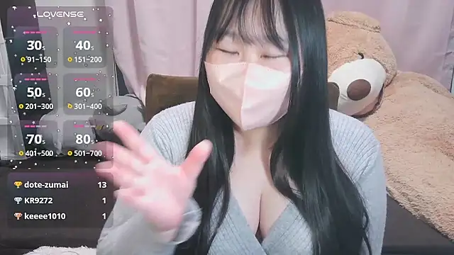 yuinyan3150 online show from April 2026 02:35:01 PM