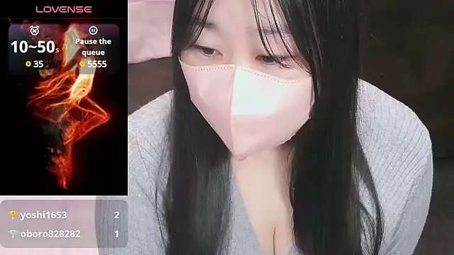 Snapshot of yuinyan3150 chatting on January 2025 09:04:02 PM yuinyan3150 online show from January 2025 09:04:02 PM