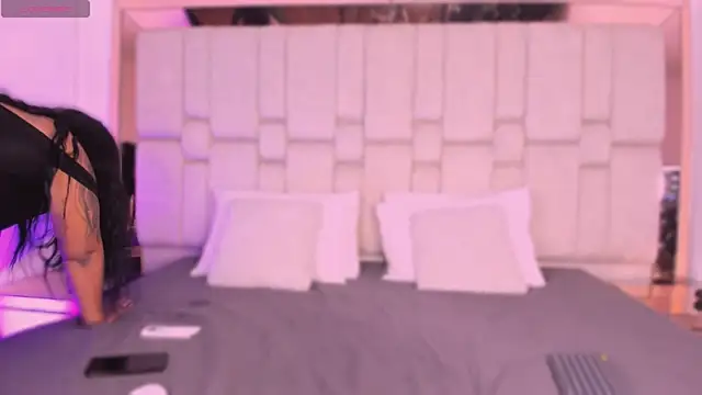 Snapshot of mary_kisses chatting on November 2025 08:25:01 PM mary kisses online show from November 2025 08:25:01 PM