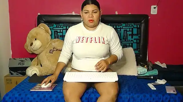 karolhot916 online show from September 2025 08:36:02 AM