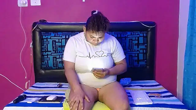 karolhot916 online show from November 2025 11:14:01 PM