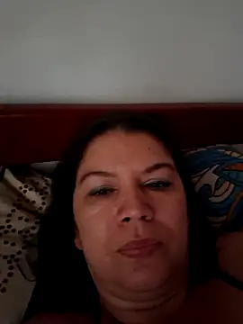 Snapshot of Gimena41 chatting on December 2025 06:44:02 PM Gimena41 online show from December 2025 06:44:02 PM