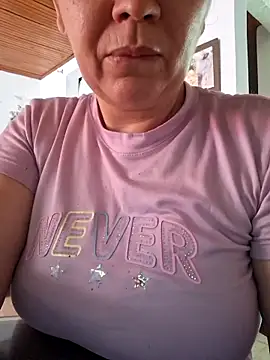 Snapshot of Gimena41 chatting on December 2025 03:38:02 PM Gimena41 online show from December 2025 03:38:02 PM