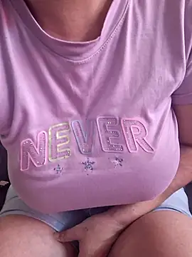 Snapshot of Gimena41 chatting on January 2026 05:27:02 PM Gimena41 online show from January 2026 05:27:02 PM