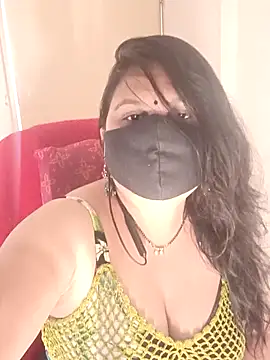 Snapshot of Love-priya chatting on September 2025 08:08:01 AM Love-priya online show from September 2025 08:08:01 AM