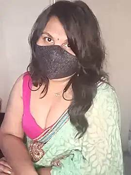 Snapshot of Love-priya chatting on February 2025 07:19:01 AM Love-priya online show from February 2025 07:19:01 AM