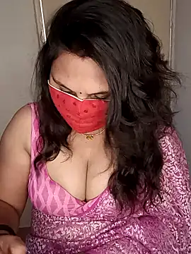 Snapshot of Love-priya chatting on January 2025 07:45:02 AM Love-priya online show from January 2025 07:45:02 AM