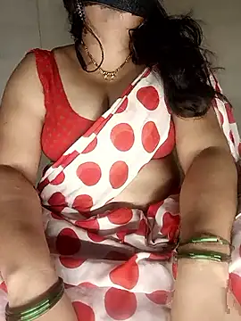 Snapshot of Love-priya chatting on May 2026 04:16:01 PM Love-priya online show from May 2026 04:16:01 PM