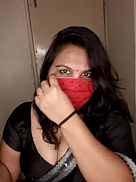 Snapshot of Love-priya chatting on February 2025 04:56:02 PM Love-priya online show from February 2025 04:56:02 PM