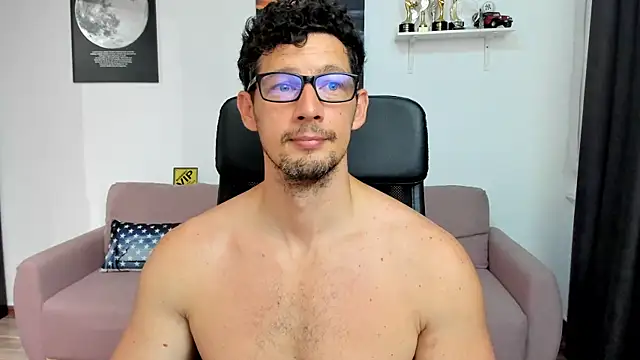 Snapshot of BrutusK08 chatting on July 2026 05:47:02 AM BrutusK08 online show from July 2026 05:47:02 AM